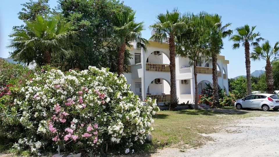 Bed and Breakfast Paradise 2*